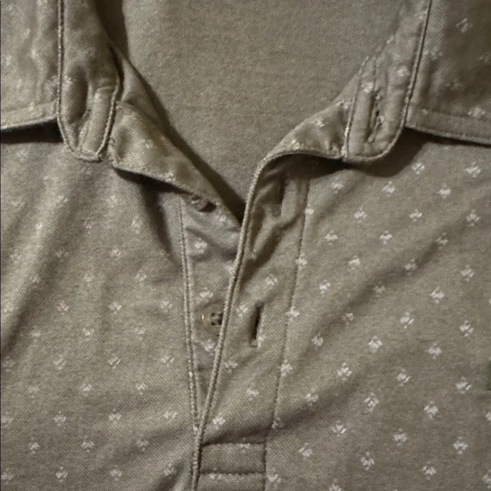 TravisMathew Men's Charcoal Polo with Subtle Dot Print 57% Pima cotton (mlb)